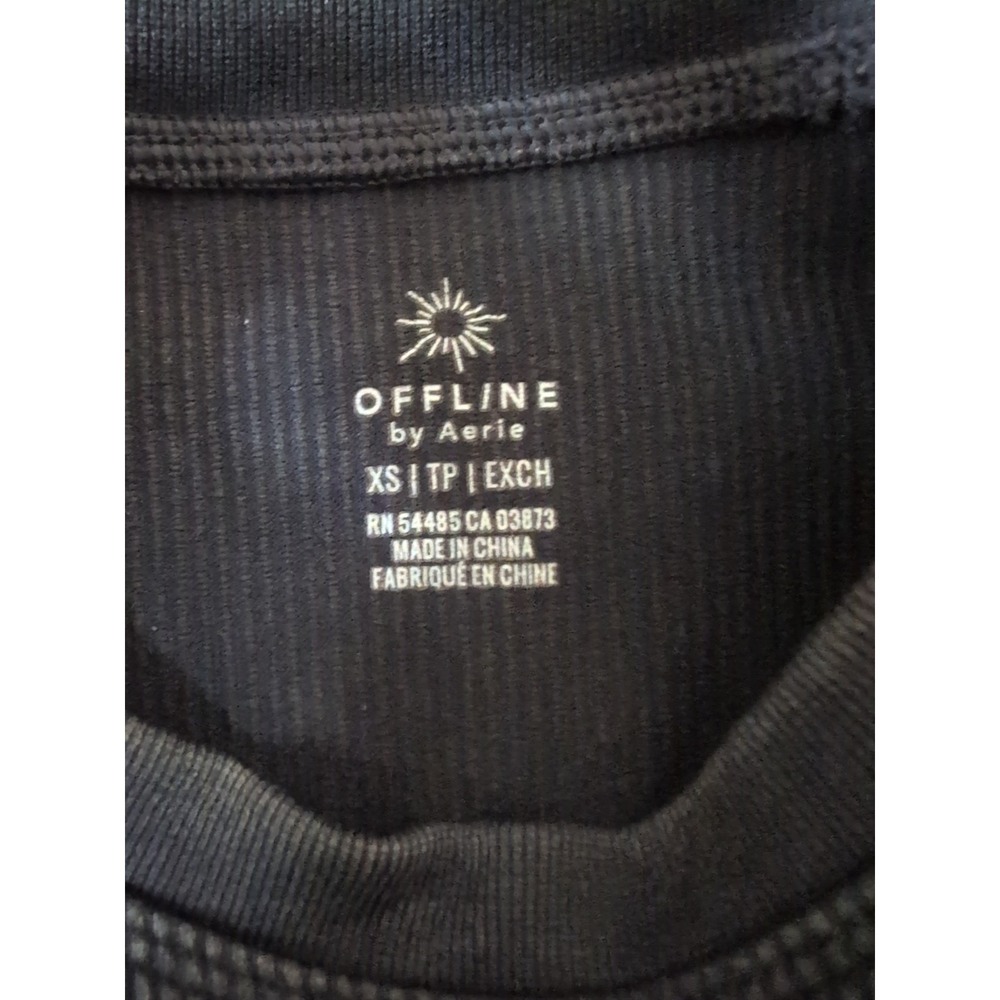 Offline by Aerie Top Long Sleeve Cropped‎ Distressed Black Size XS - Picture 2 of 8